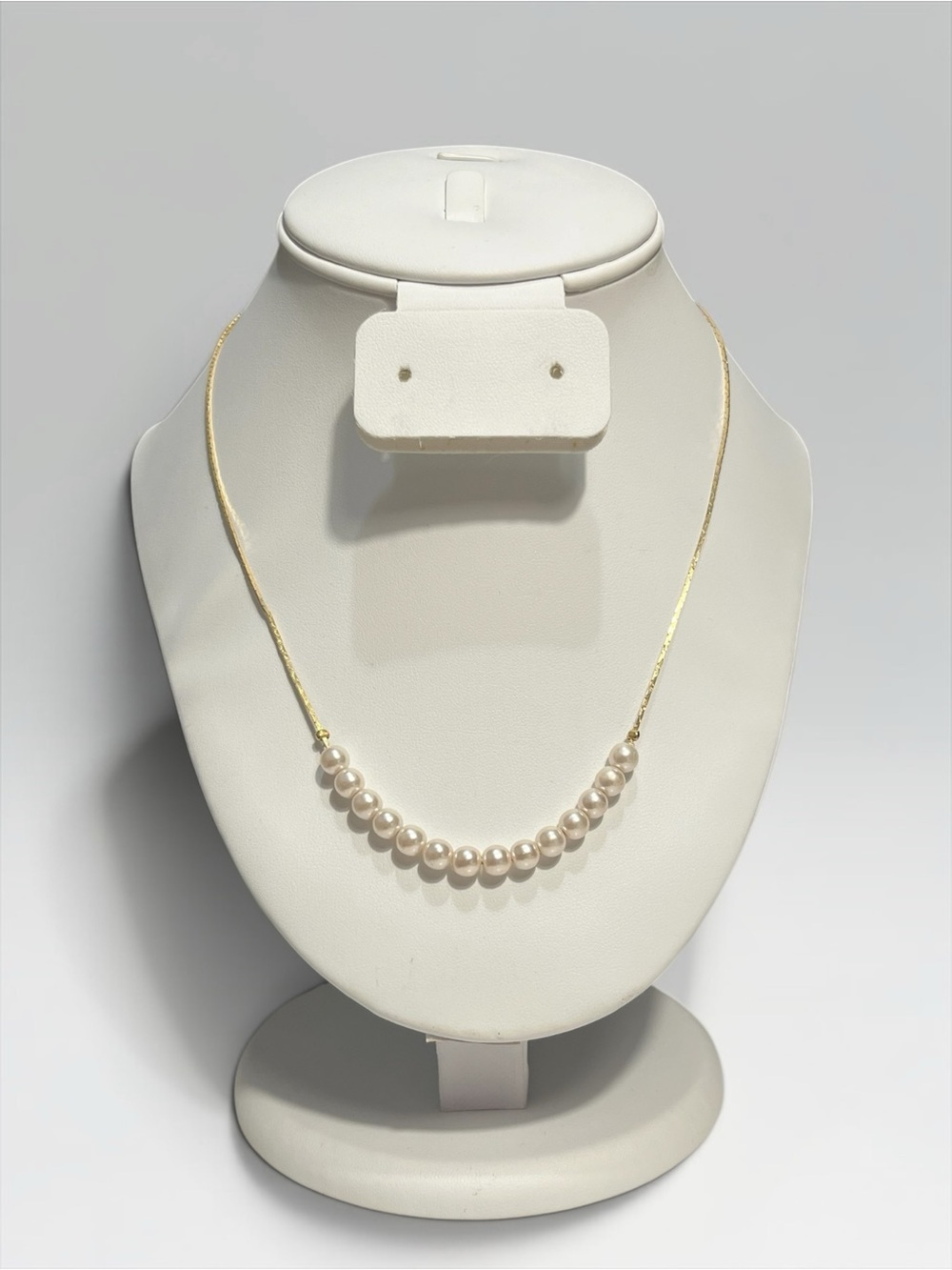🍭5 for $20🍭 Vintage Gold Tone Faux Pearl Necklace CC X